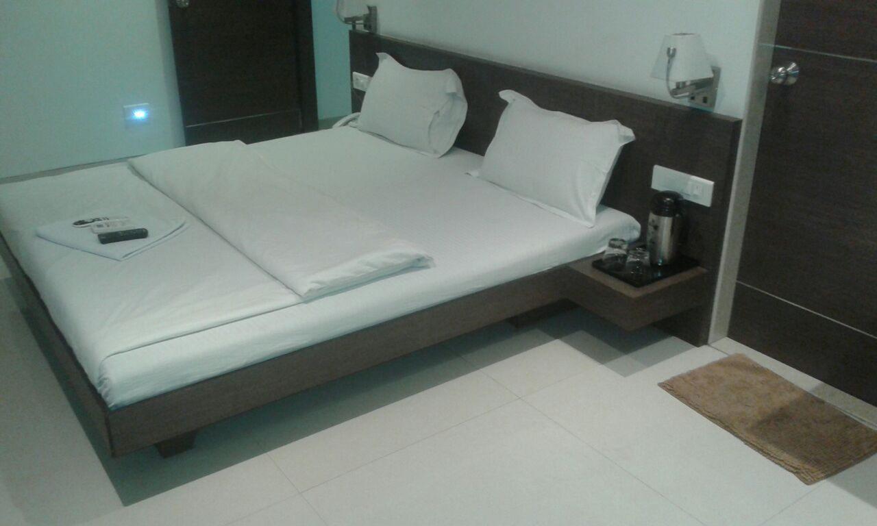 Sai Saya-Nashik Road Hotel Luaran gambar
